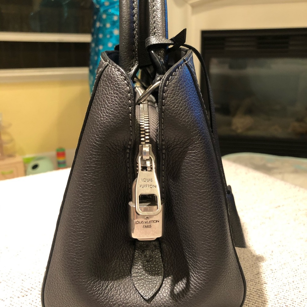 Louis Vuitton Empreinte studded Montaigne BB black - Picture 5 of 9